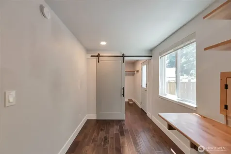 22826 NE 21st Place Sammamish WA 98074
