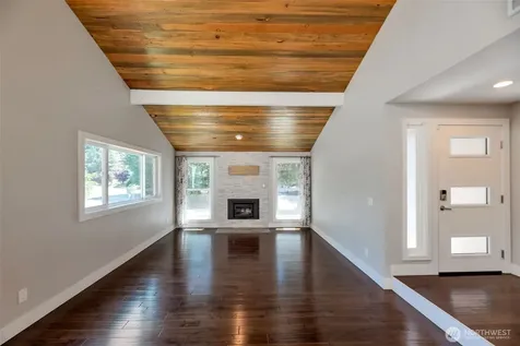 22826 NE 21st Place Sammamish WA 98074