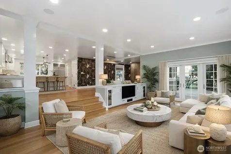37 Tatoosh Key Bellevue WA 98006