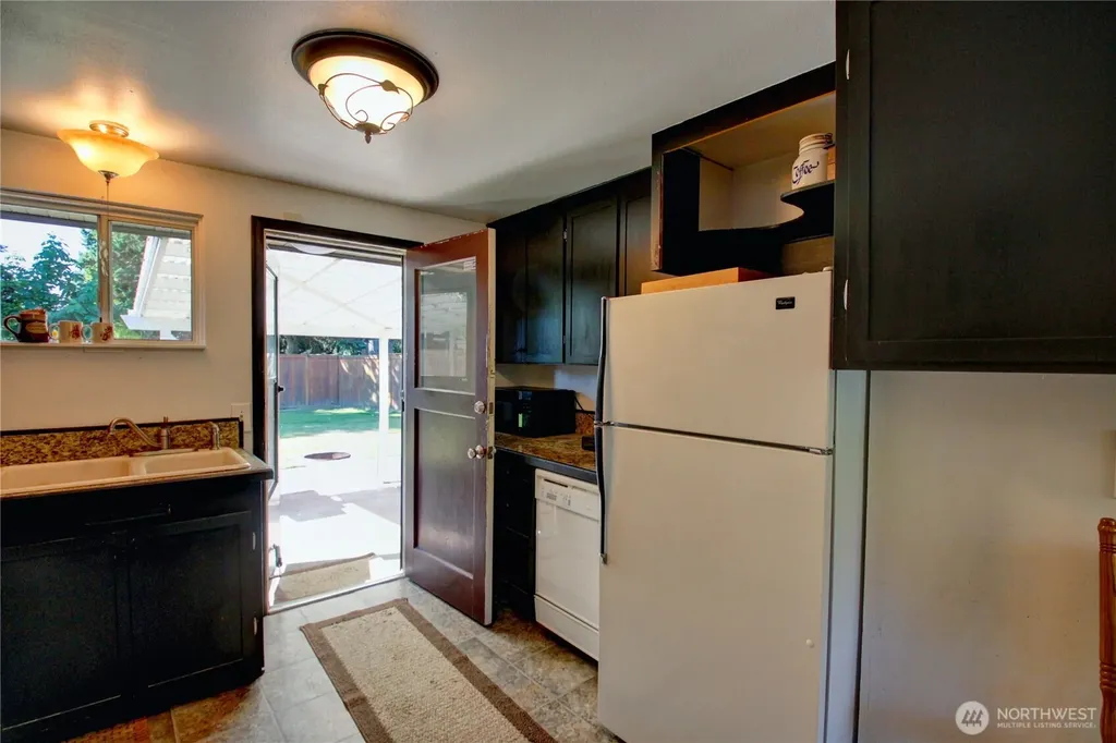 21264 Plaza Drive Sedro Woolley WA 98284