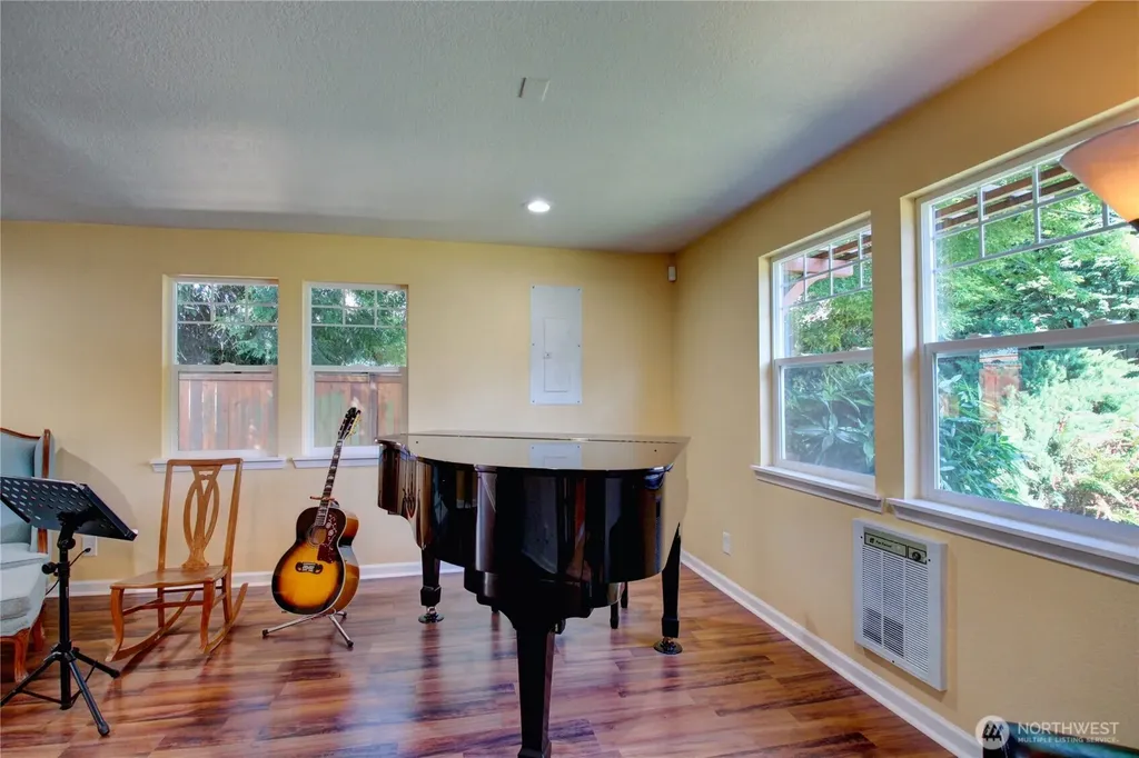 21264 Plaza Drive Sedro Woolley WA 98284