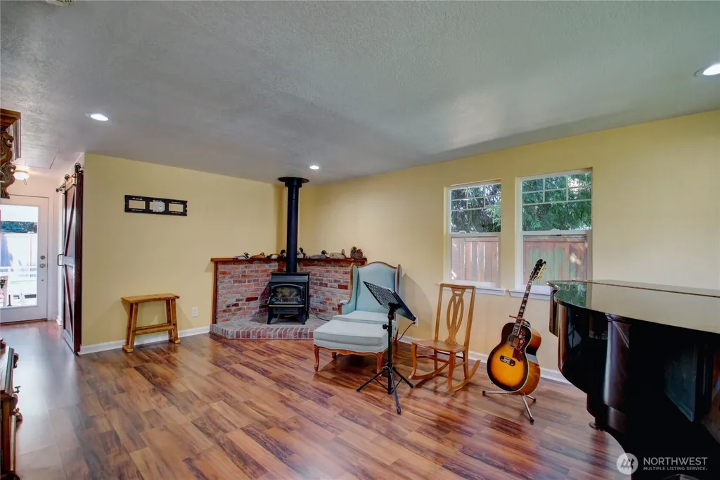 21264 Plaza Drive Sedro Woolley WA 98284