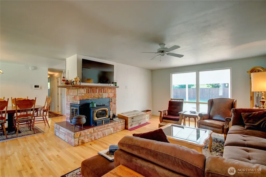 21264 Plaza Drive Sedro Woolley WA 98284
