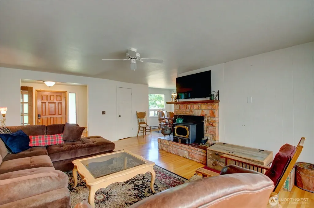 21264 Plaza Drive Sedro Woolley WA 98284