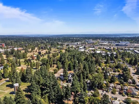 10736 Interlake Avenue N Seattle WA 98133
