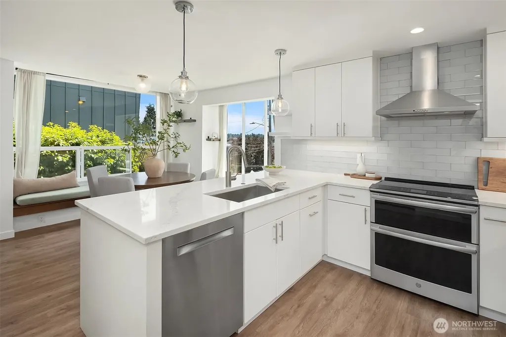 756 N 72nd Street Seattle WA 98103