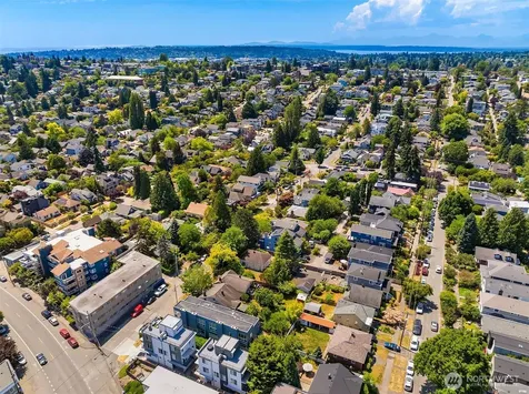 756 N 72nd Street Seattle WA 98103