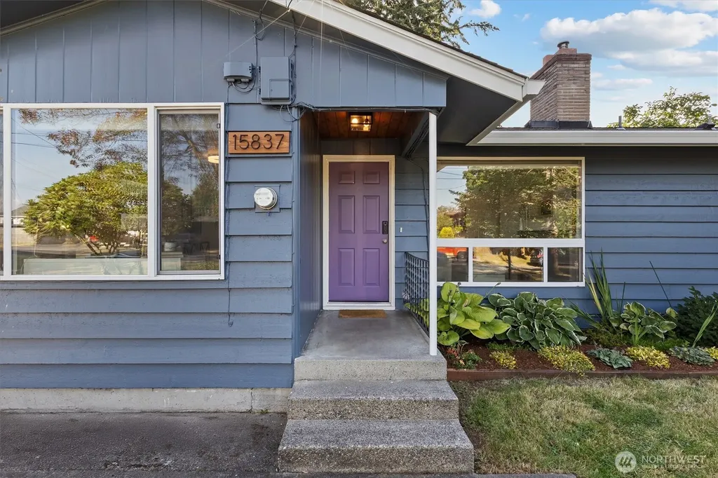 15837 7th Avenue SW Burien WA 98166