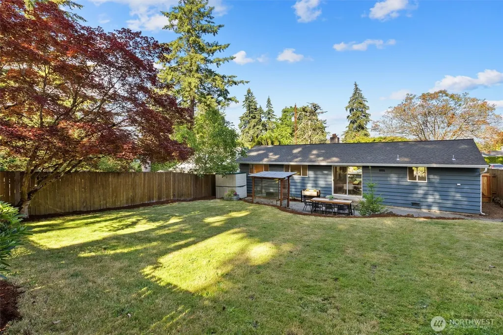 15837 7th Avenue SW Burien WA 98166