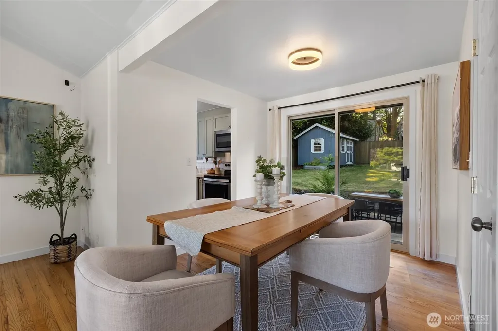 15837 7th Avenue SW Burien WA 98166