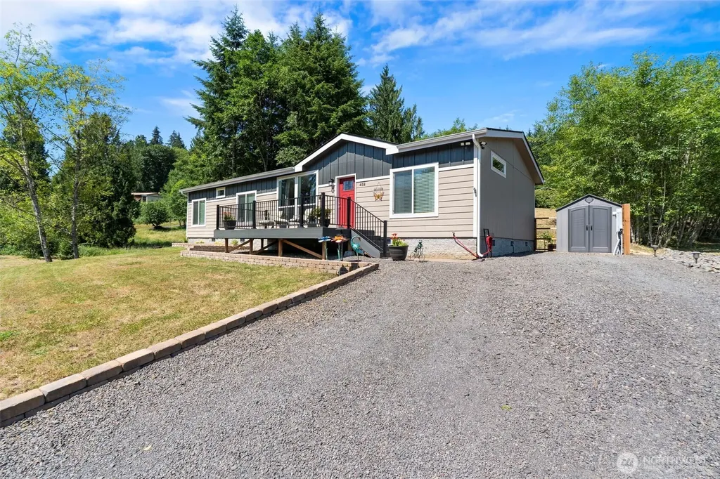 458 N 50th Avenue Longview WA 98632