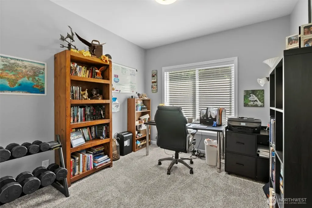 458 N 50th Avenue Longview WA 98632