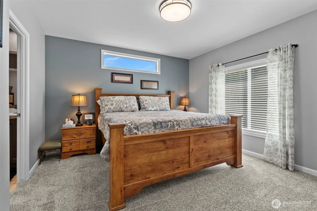 458 N 50th Avenue Longview WA 98632