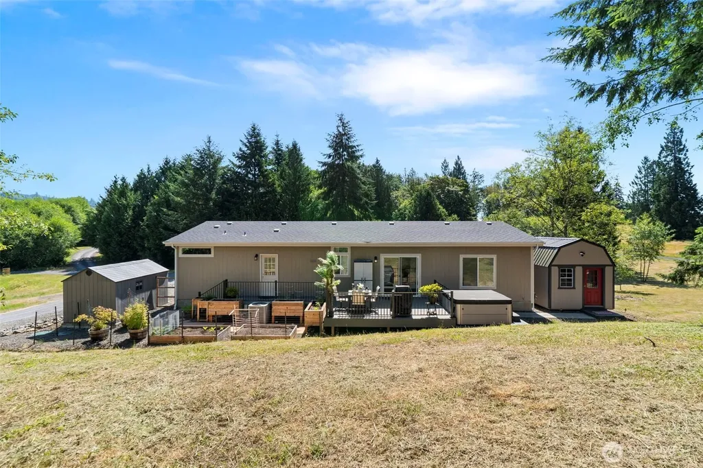 458 N 50th Avenue Longview WA 98632