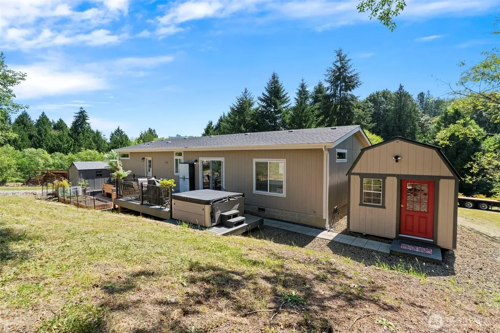 458 N 50th Avenue Longview WA 98632