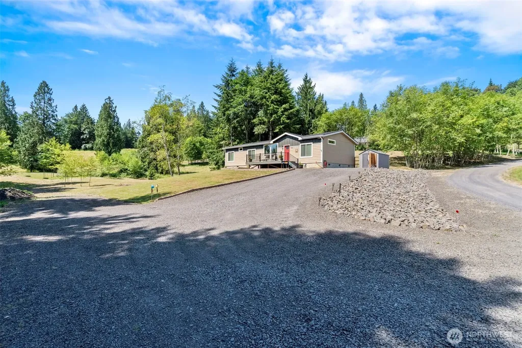 458 N 50th Avenue Longview WA 98632