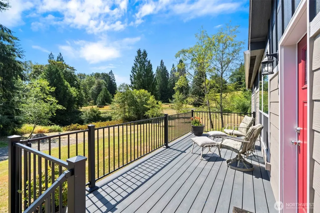 458 N 50th Avenue Longview WA 98632