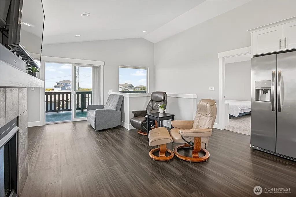 1054 Cedar Crest Court SW Ocean Shores WA 98569