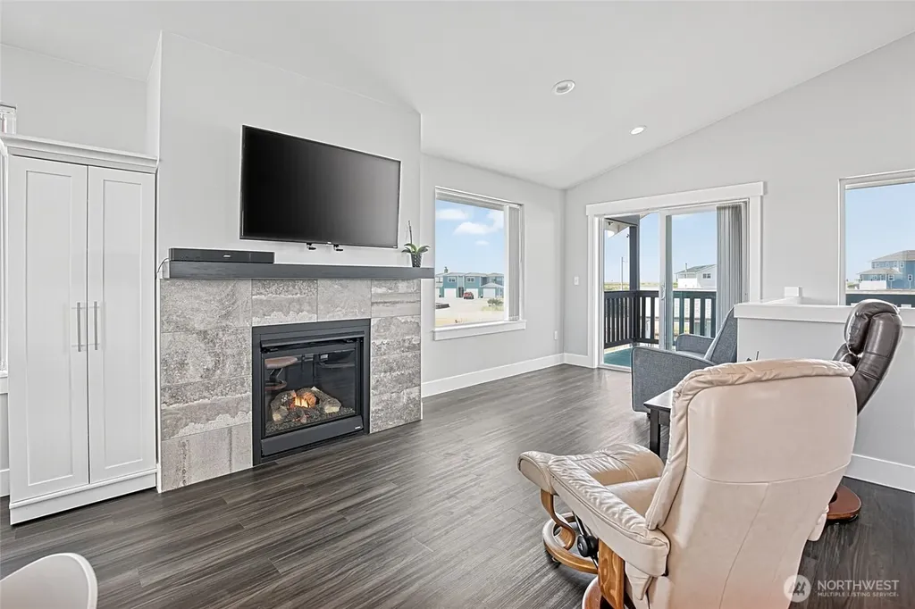 1054 Cedar Crest Court SW Ocean Shores WA 98569