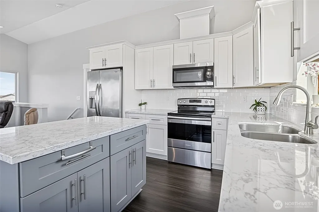 1054 Cedar Crest Court SW Ocean Shores WA 98569