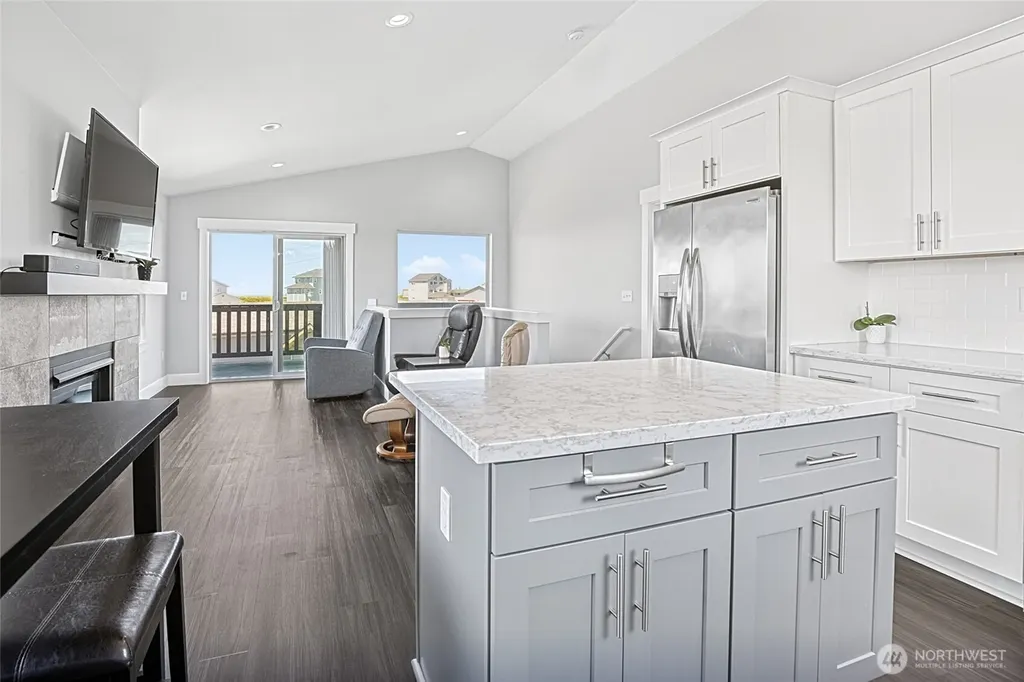 1054 Cedar Crest Court SW Ocean Shores WA 98569