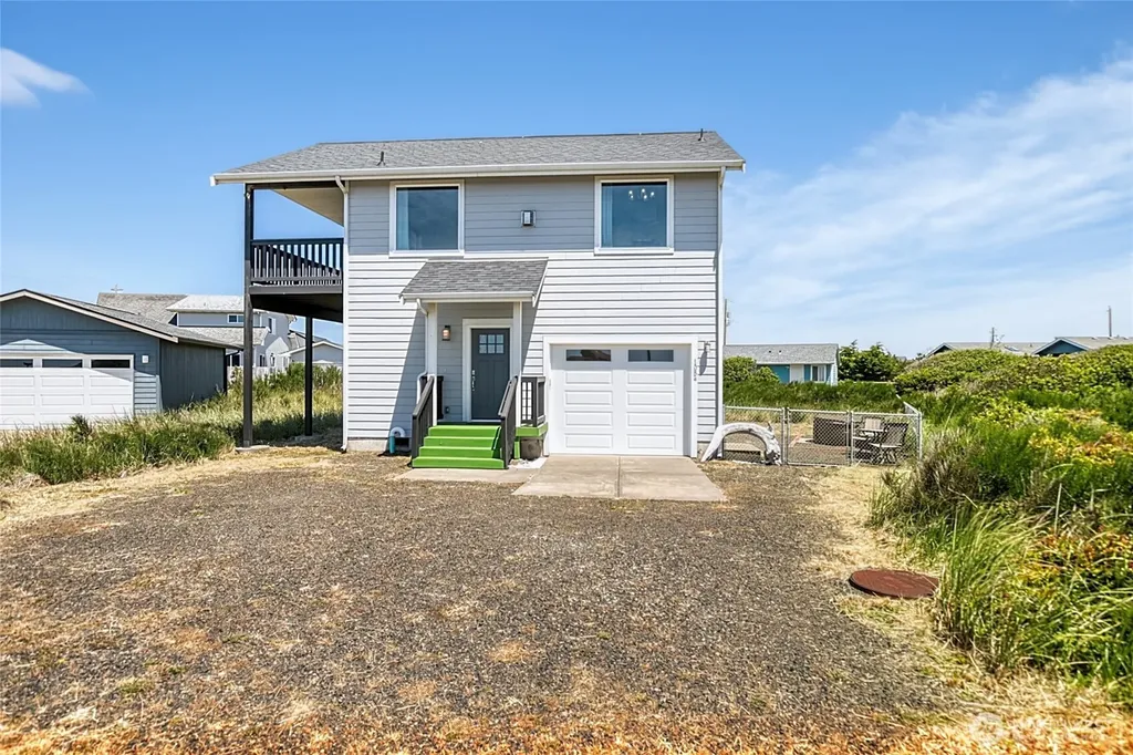 1054 Cedar Crest Court SW Ocean Shores WA 98569