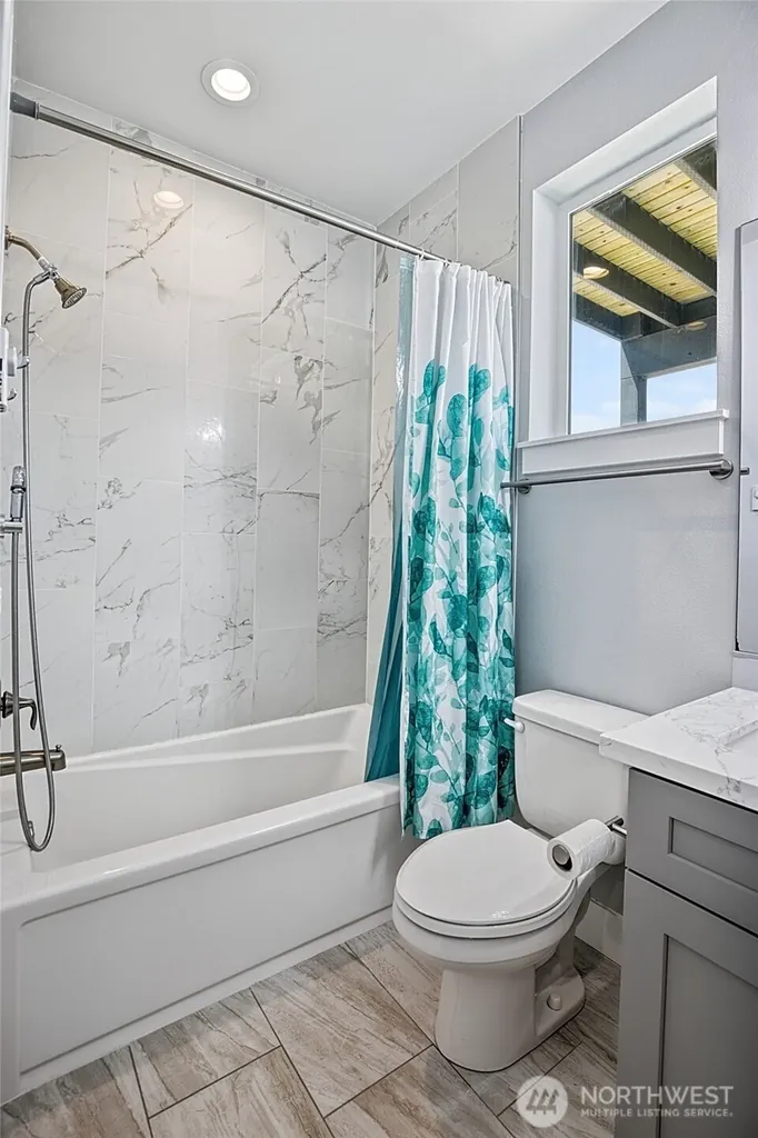 1054 Cedar Crest Court SW Ocean Shores WA 98569