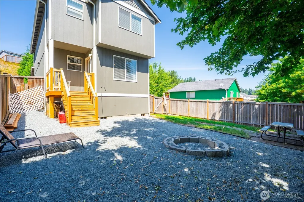 10906 181st Avenue Pl E Bonney Lake WA 98391