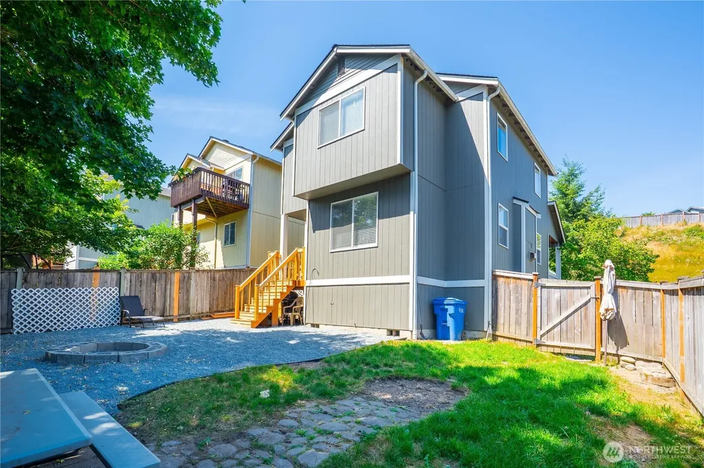 10906 181st Avenue Pl E Bonney Lake WA 98391