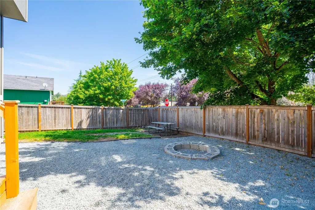 10906 181st Avenue Pl E Bonney Lake WA 98391