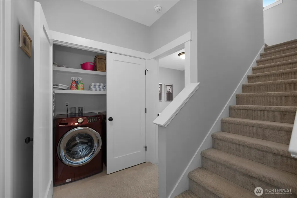 61 Horizon Street Pacific Beach WA 98571