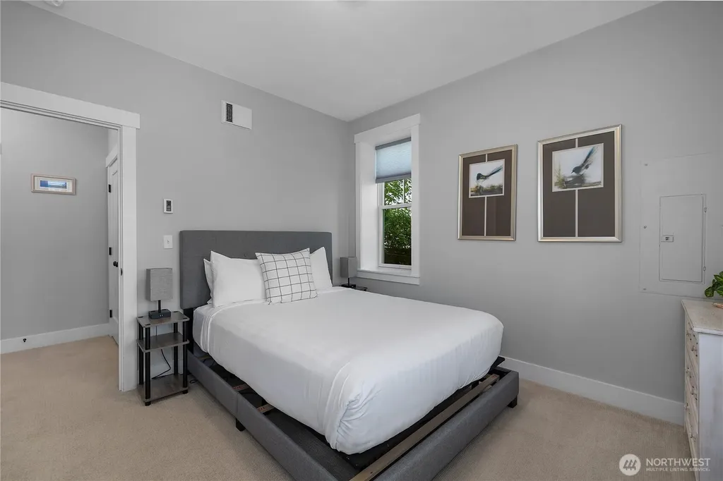 61 Horizon Street Pacific Beach WA 98571