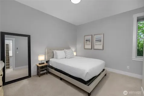 61 Horizon Street Pacific Beach WA 98571