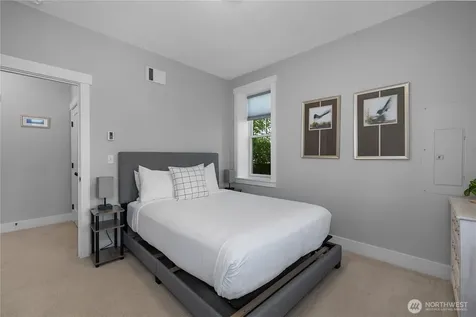 61 Horizon Street Pacific Beach WA 98571