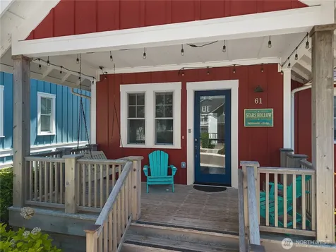 61 Horizon Street Pacific Beach WA 98571