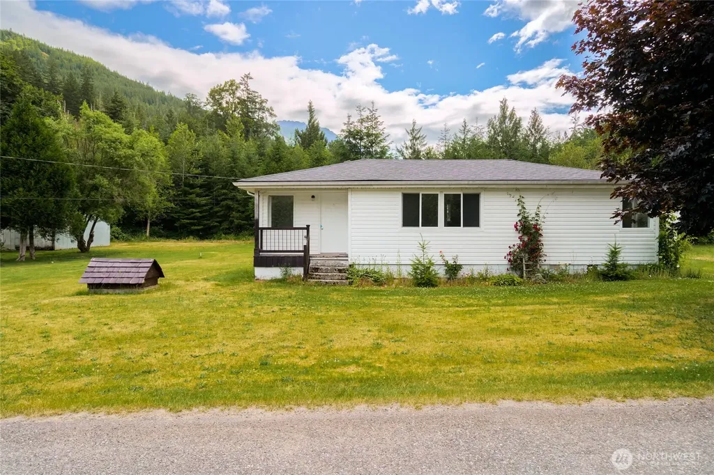 48224 Moen Road Concrete WA 98237