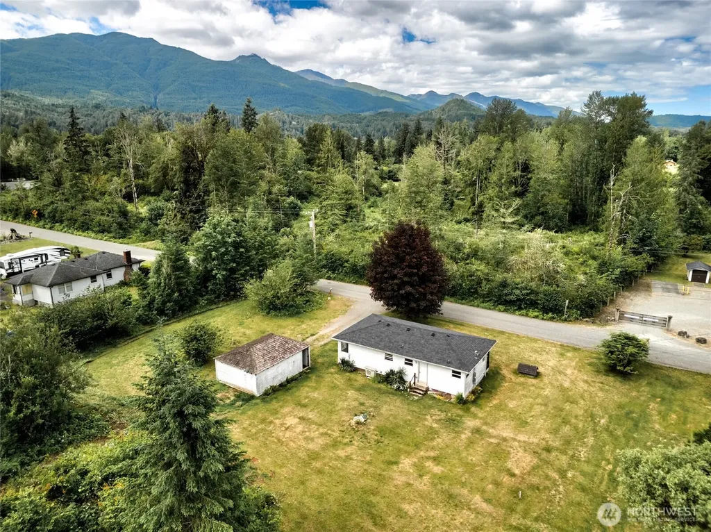 48224 Moen Road Concrete WA 98237