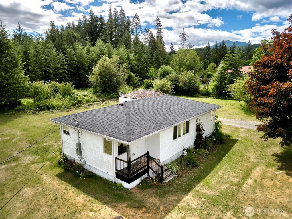 48224 Moen Road Concrete WA 98237