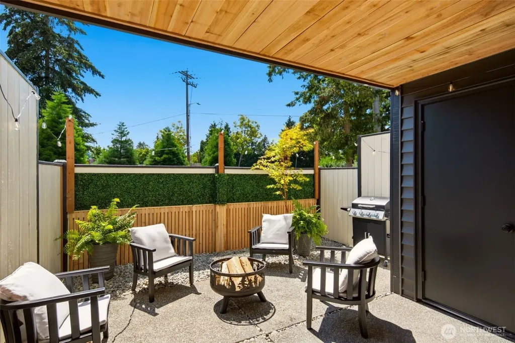 1725 SW 318th Place Federal Way WA 98023