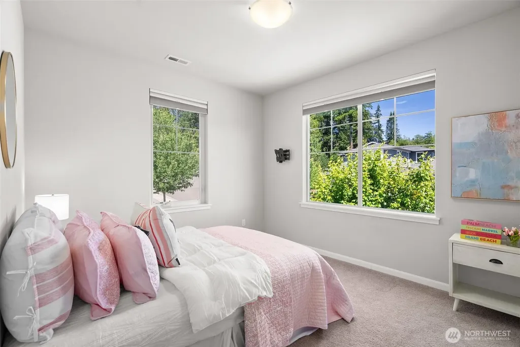 2417 NE Redford Street Poulsbo WA 98370