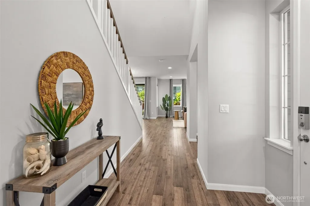 2417 NE Redford Street Poulsbo WA 98370