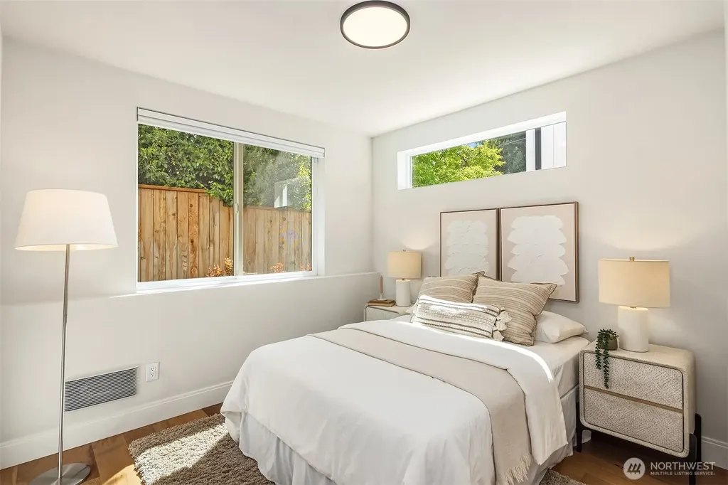 1802 38th Avenue Seattle WA 98122