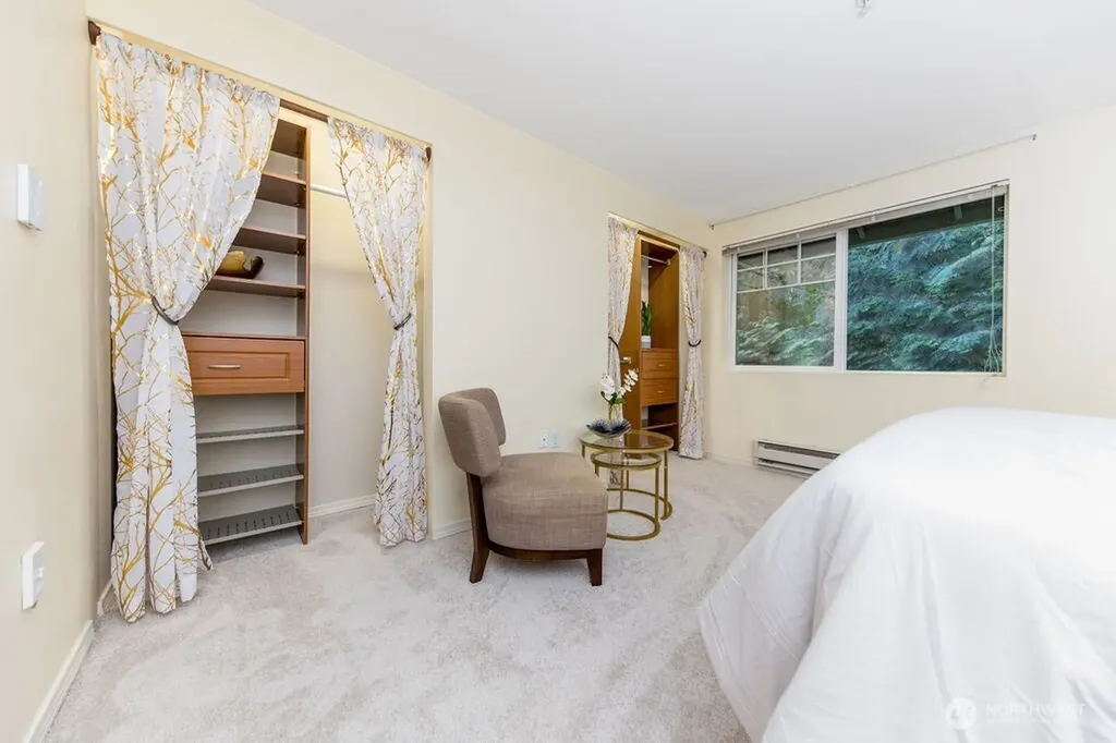 18505 SE Newport Way Issaquah WA 98027