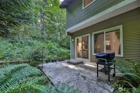 18505 SE Newport Way Issaquah WA 98027