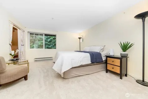 18505 SE Newport Way Issaquah WA 98027