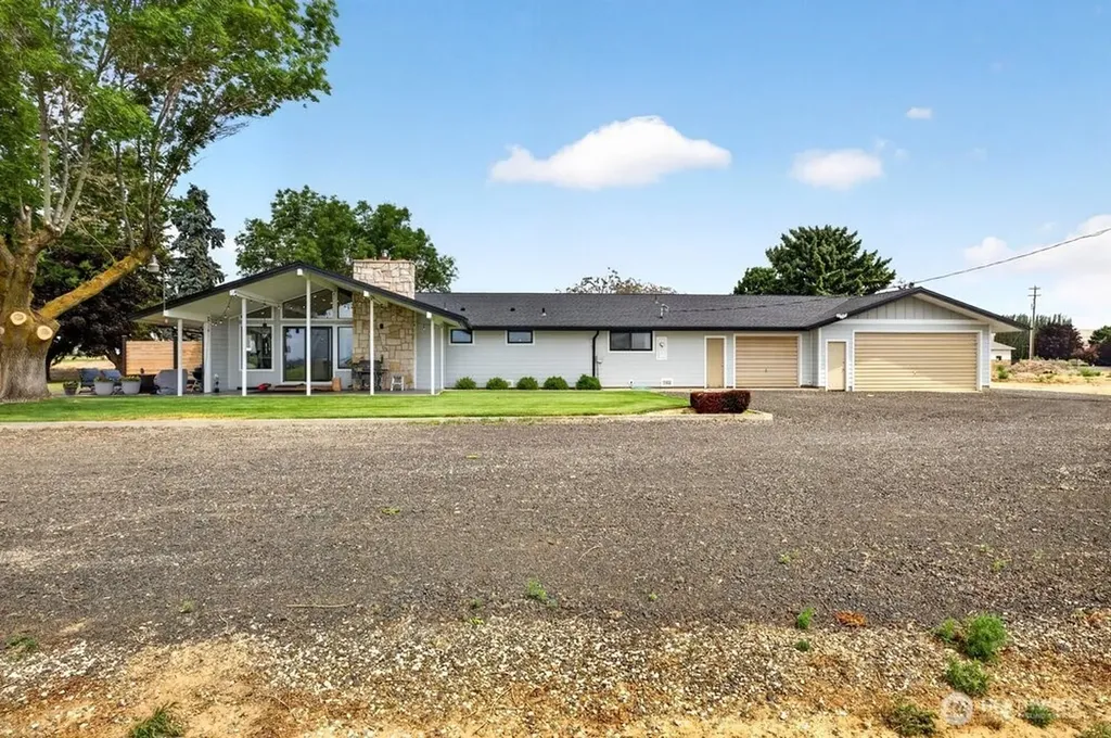 17211 Road 11 NW Quincy WA 98848