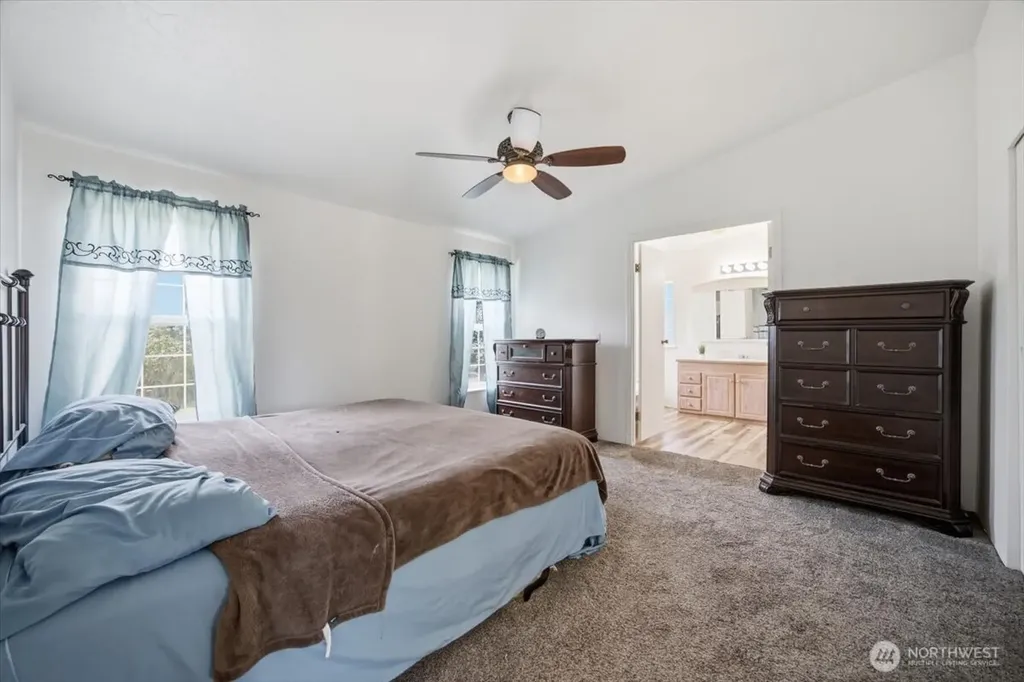 4225 Twinlake Court West Richland WA 99353