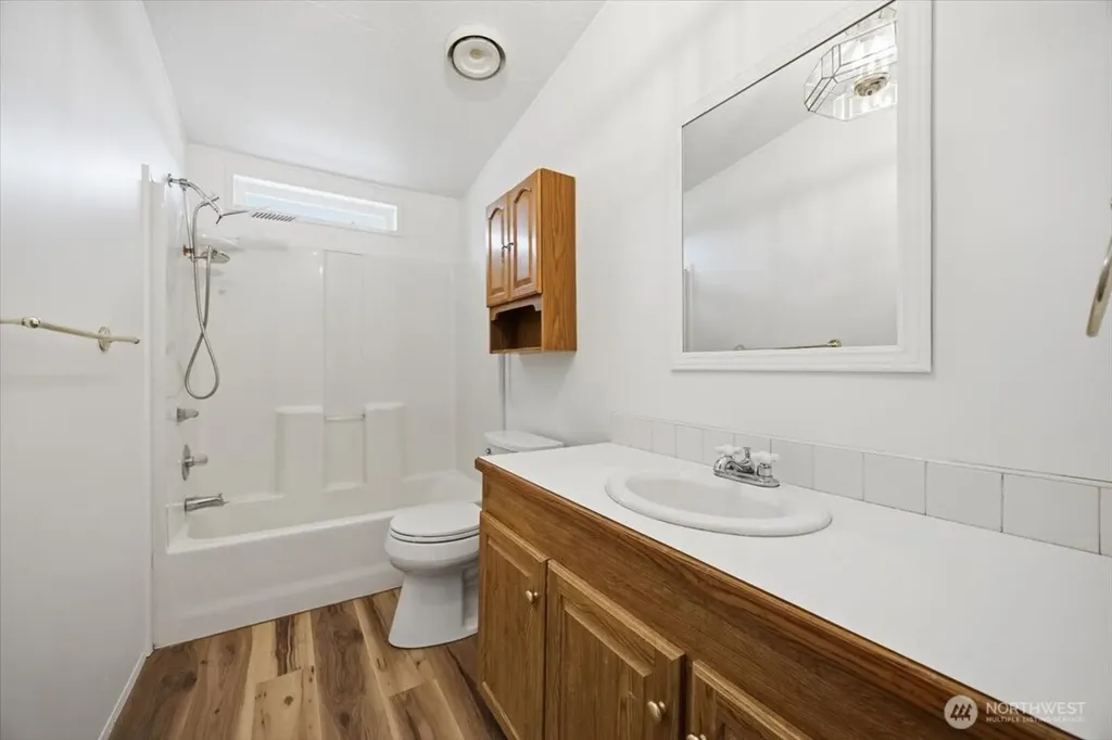 4225 Twinlake Court West Richland WA 99353