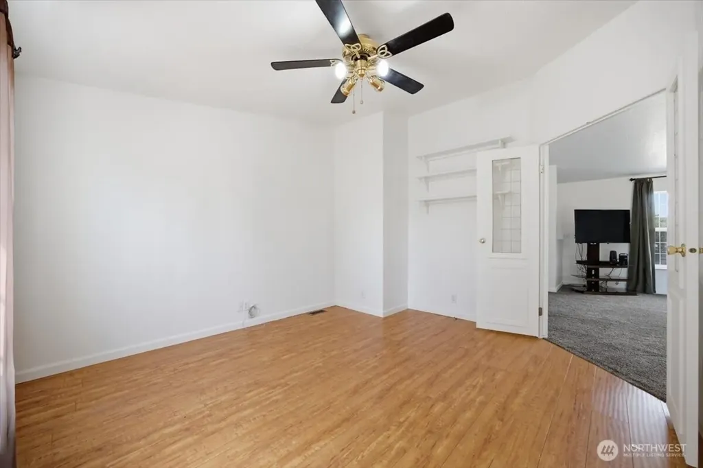 4225 Twinlake Court West Richland WA 99353