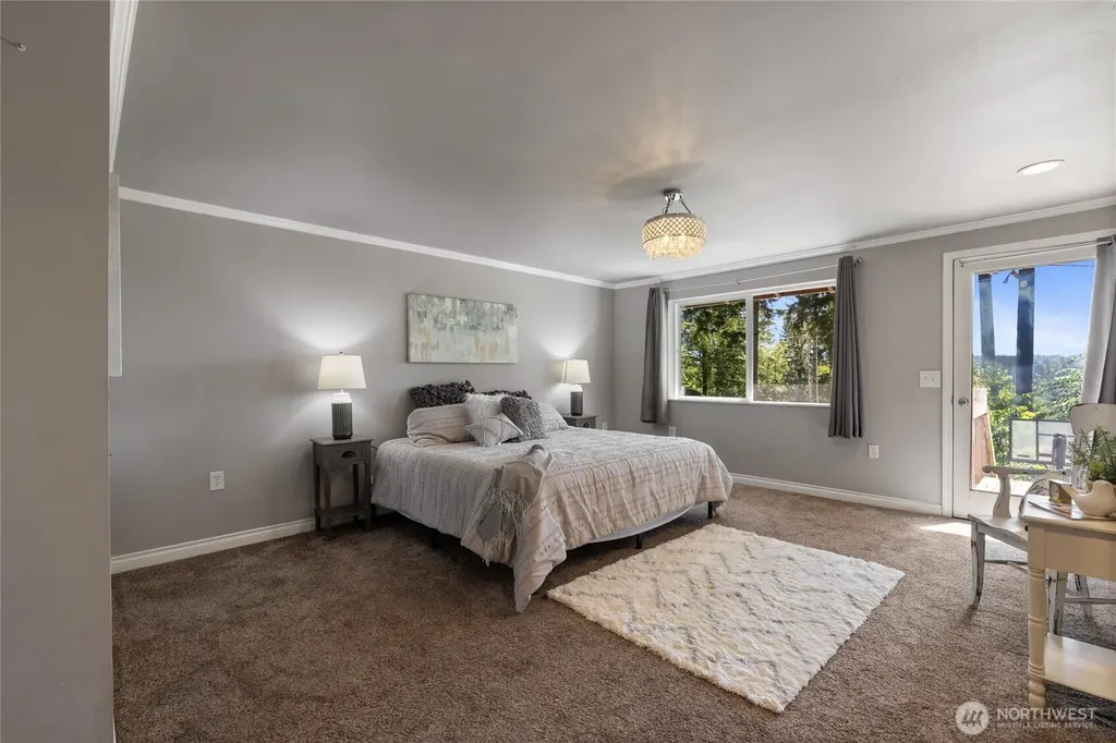 7211 E Grapeview Loop Allyn WA 98524